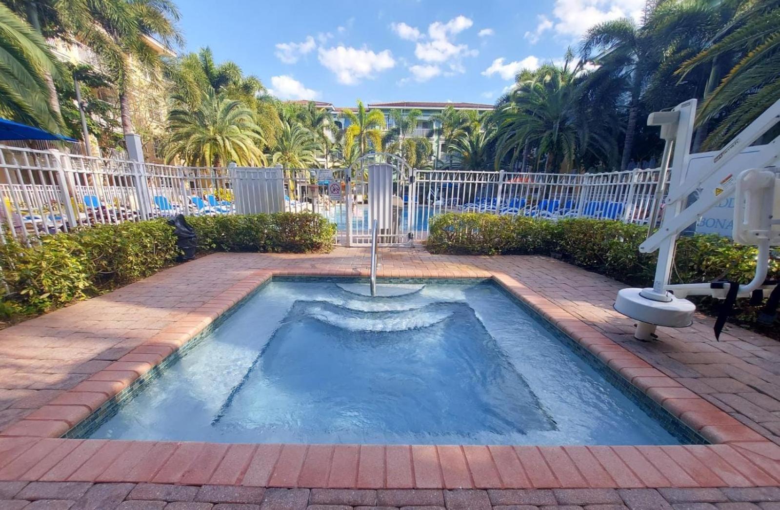 Mizner Place At Weston Town Center, Fort Lauderdale Ngoại thất bức ảnh